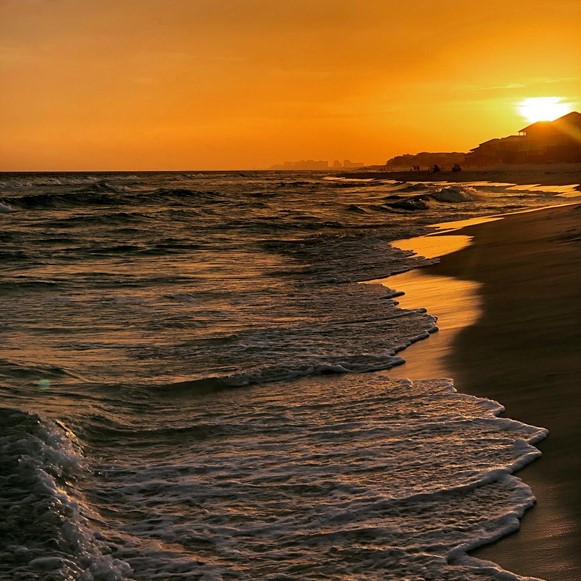 Things To Do https://newwavepropertymgmt.icnd-cdn.com/images/thingstodo/sunsetandbells.jpg