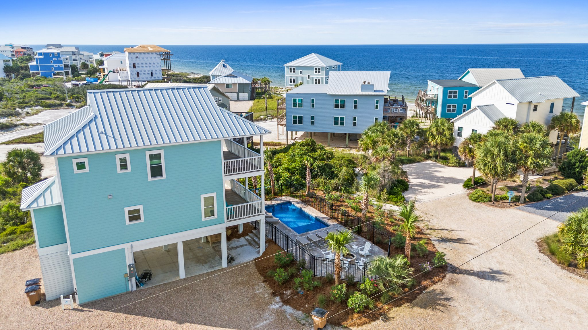 Gulf Coast vacation rentals with ocean in background